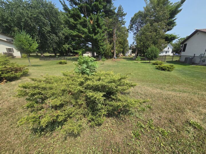Property Photo: 409 Clinton St WI 53032