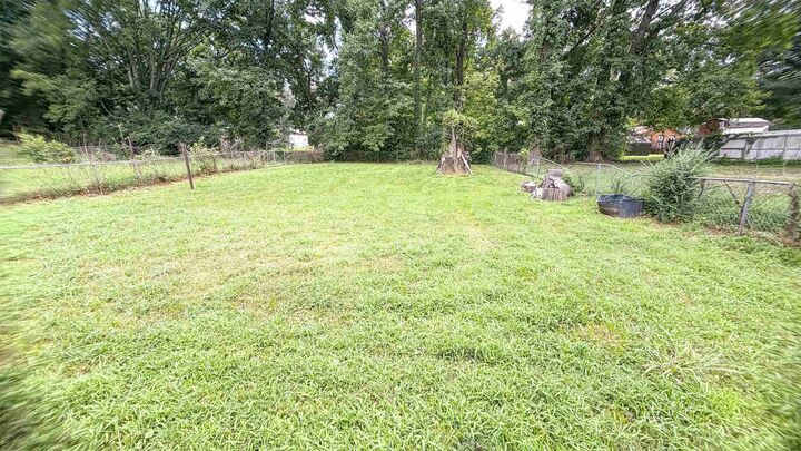 Property Photo:  373 Delta Dr  TN 38109 