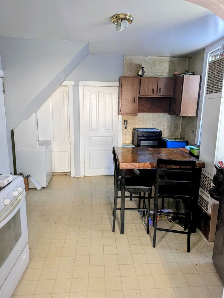 Property Photo: 4805 S Elizabeth Street IL 60609