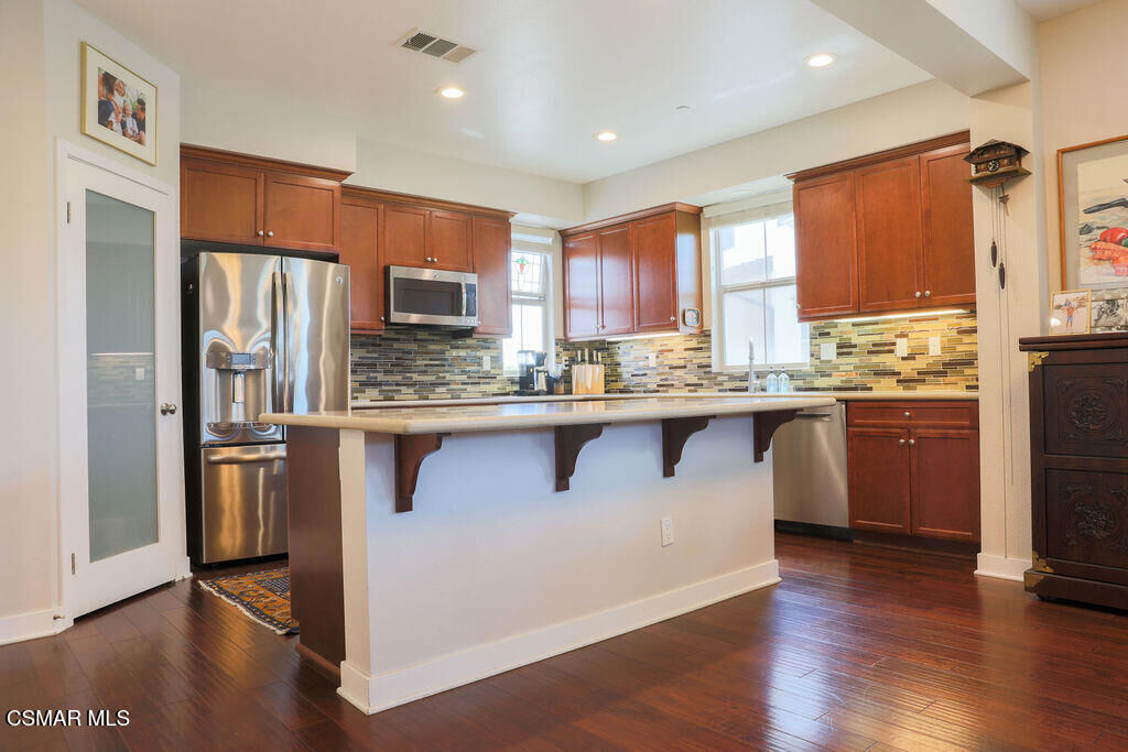 Property Photo: 211 Westpark Court 601 CA 93012
