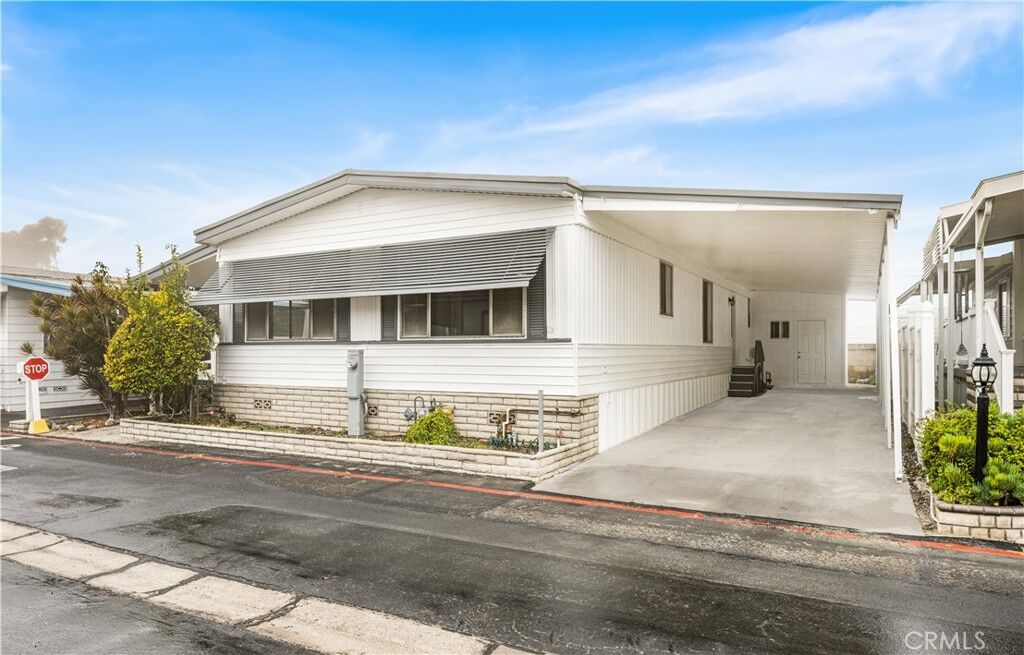 Property Photo:  16444 Bolsa Chica 51  CA 92649 