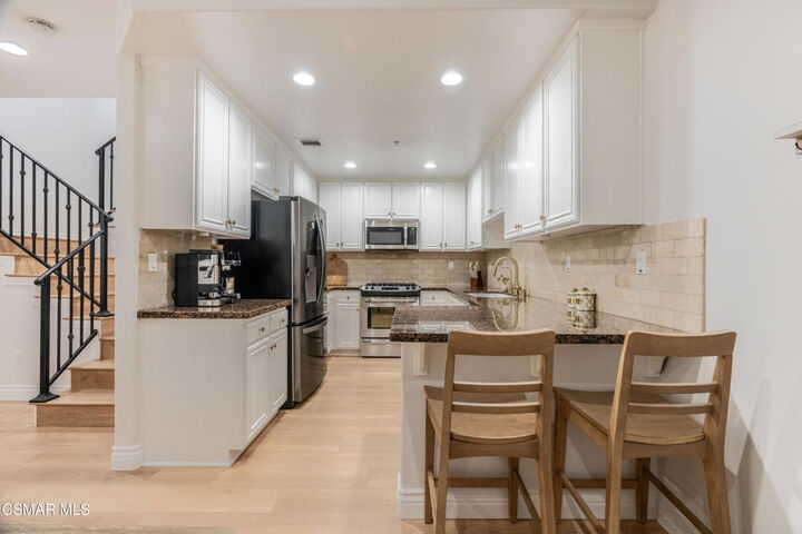 Property Photo:  1178 Vista Canyon Lane 22  CA 91320 