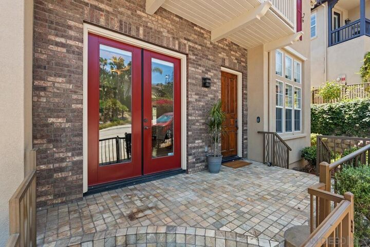 Property Photo:  2785 Ridgegate Row  CA 92037 