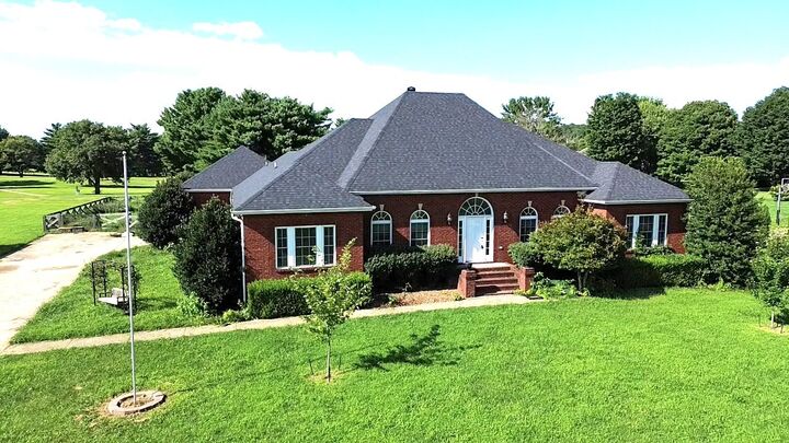 Property Photo:  4907 Sango Rd  TN 37043 