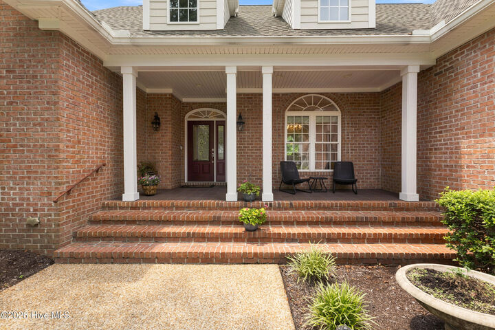Property Photo:  10233 Mariners Cove Court  NC 28451 