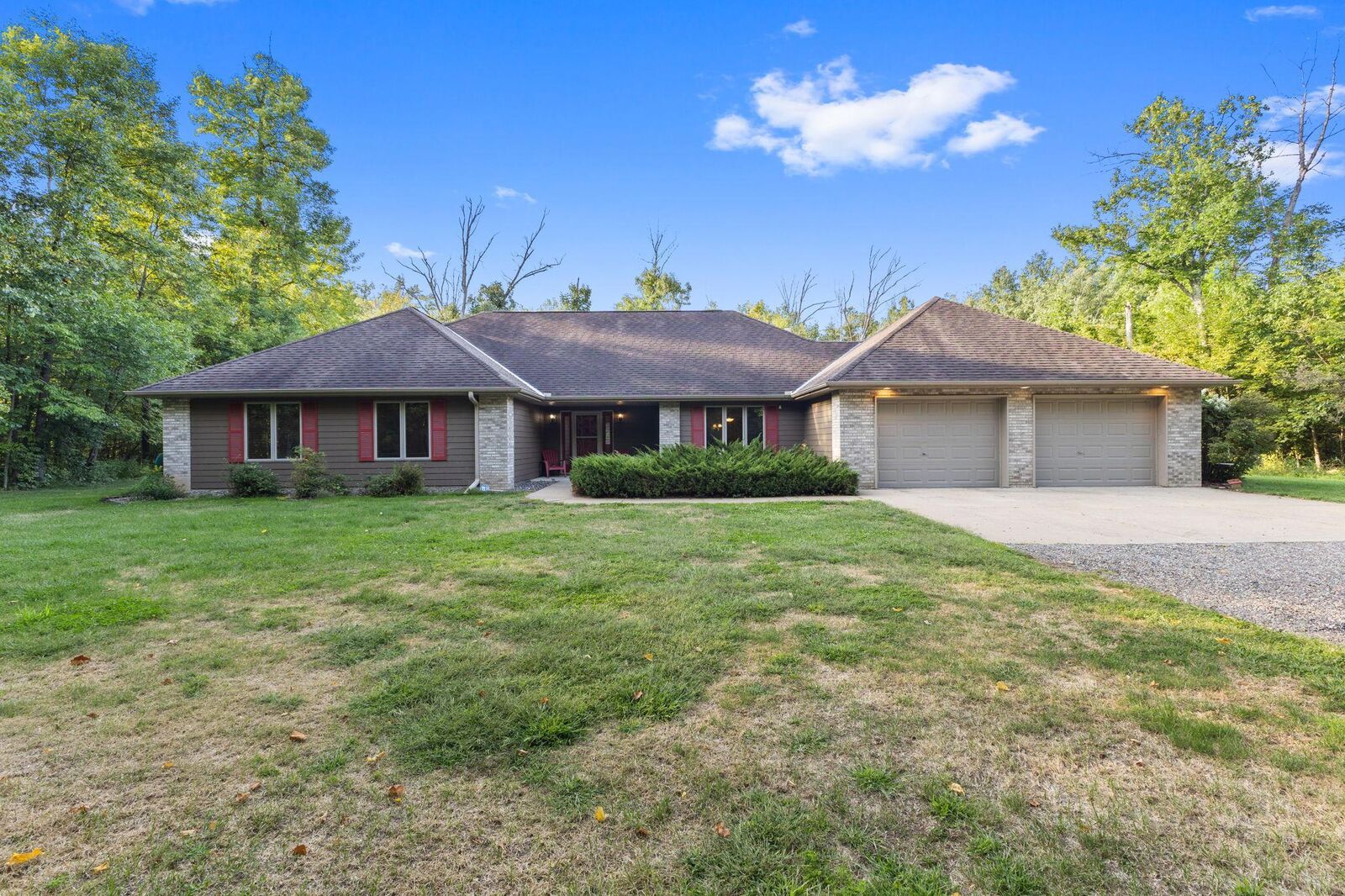 Property Photo: 7995 Trappers Turn MN 56359