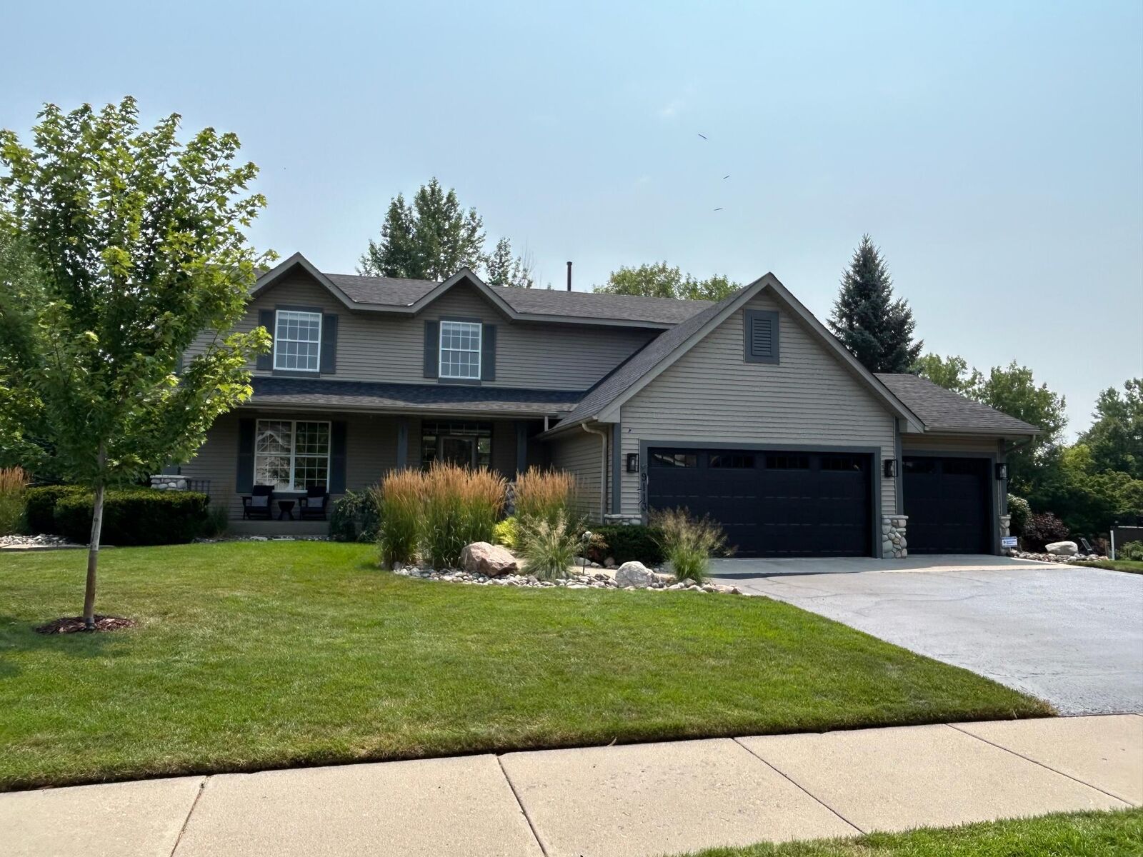 Property Photo:  9113 Sunnyvale Drive  MN 55317 