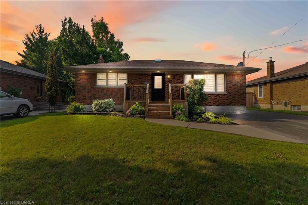 Property Photo: 78 Norman Street ON N3R 2Y2