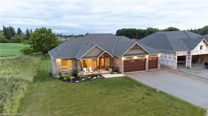 Property Photo: 21 Hudson Drive ON N3T 0V6