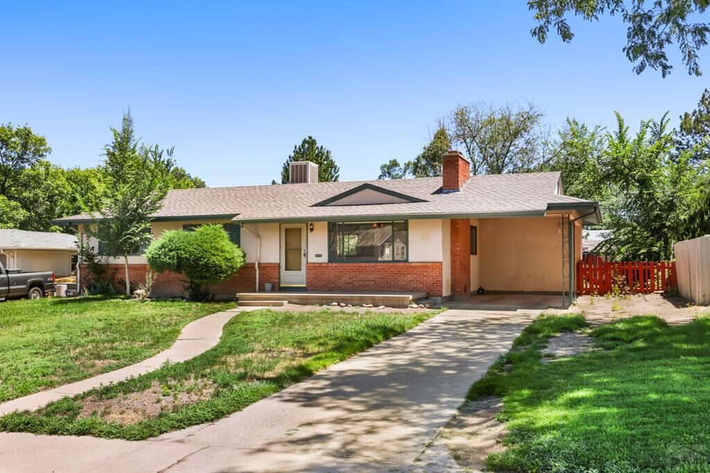 Property Photo: 30 Duke St CO 81005