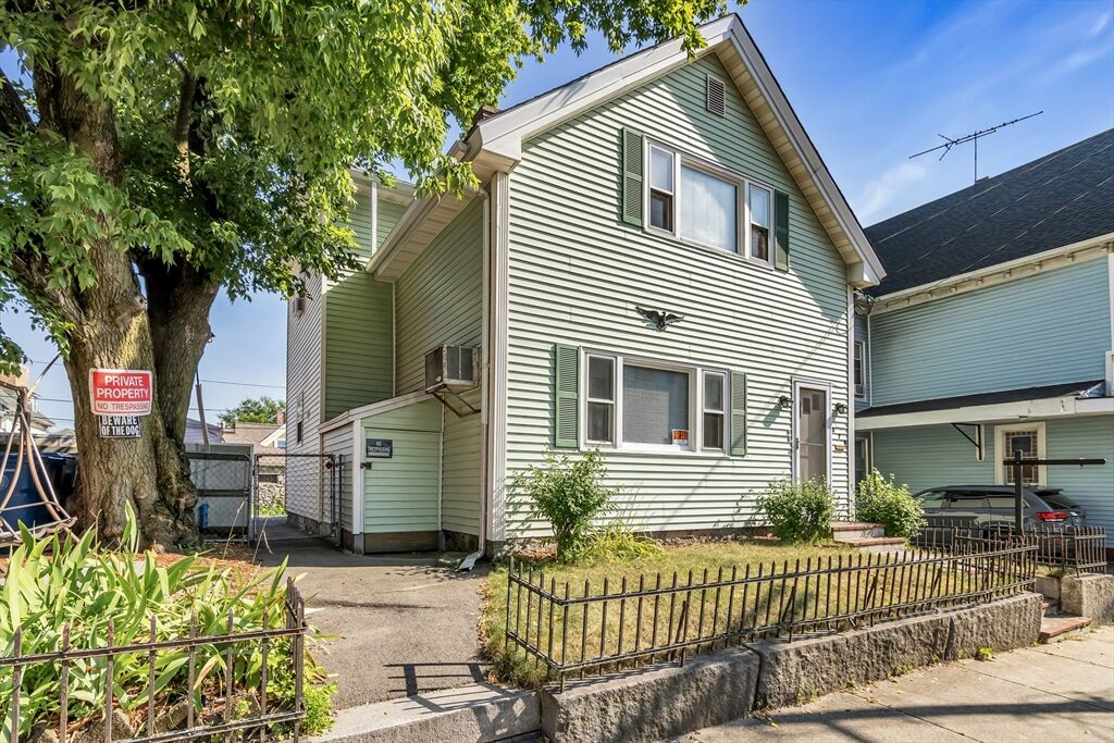 Property Photo:  378 Haverhill St  MA 01840 