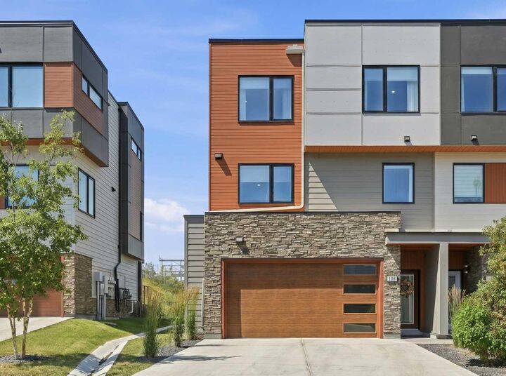 108 Naa Heights SW — photo 1