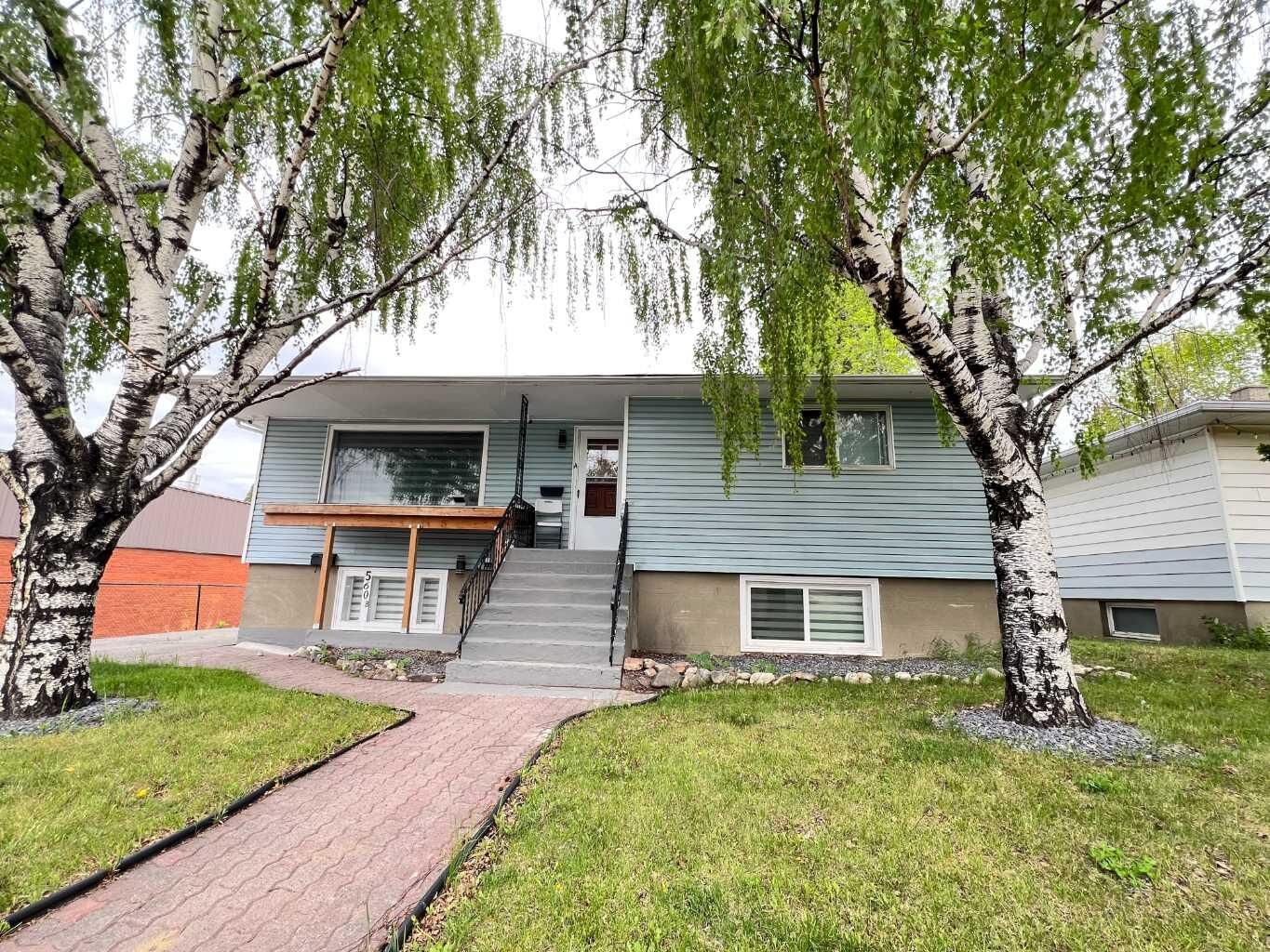 Property Photo: 560 Northmount Drive NW AB T2K 3J2