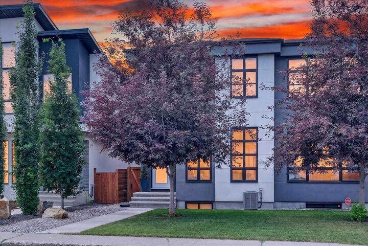 Property Photo: 3127 44 Street SW AB T3E 3R5