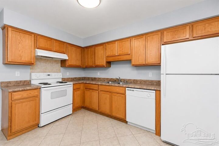 Property Photo:  10140 Guidy Ln  FL 32514 