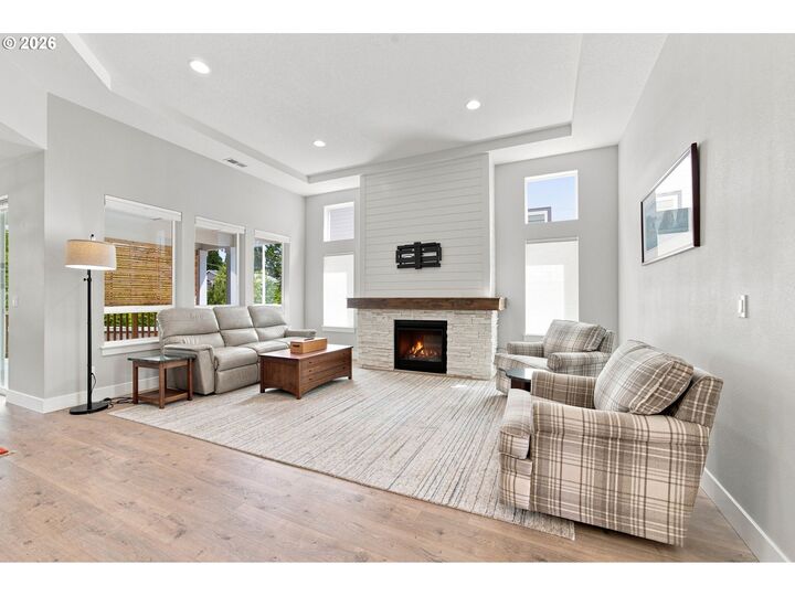 Property Photo: 15794 SW Peace Ave OR 97224