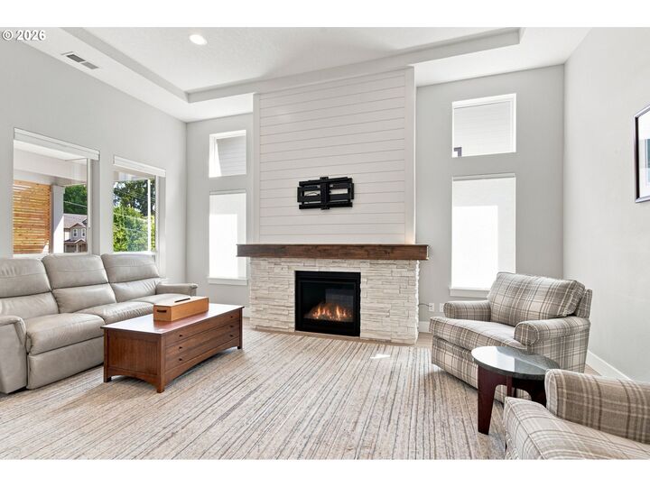 Property Photo: 15794 SW Peace Ave OR 97224