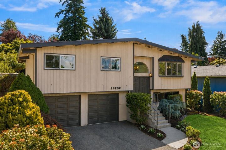 Property Photo:  16252  13th Avenue SW  WA 98166 