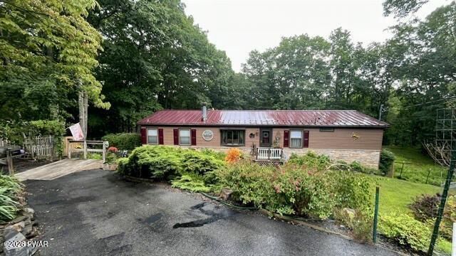 Property Photo:  231 Traverse Road  PA 18328 