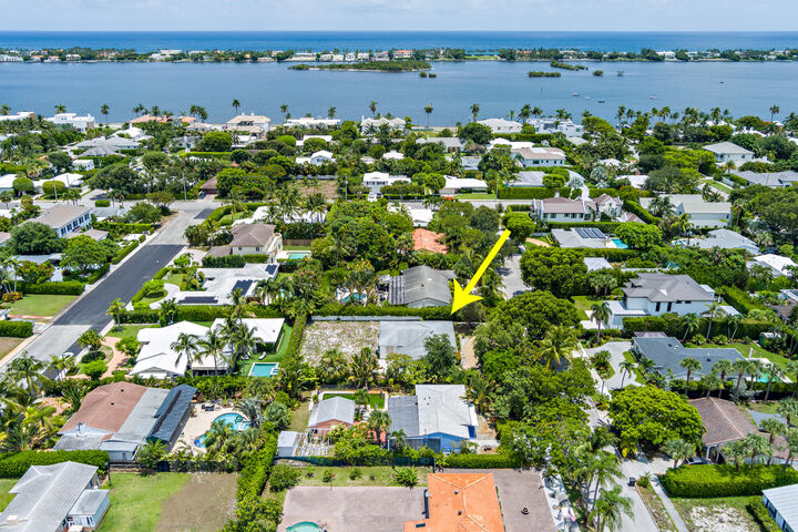 Property Photo:  223 Ashworth Street  FL 33405 