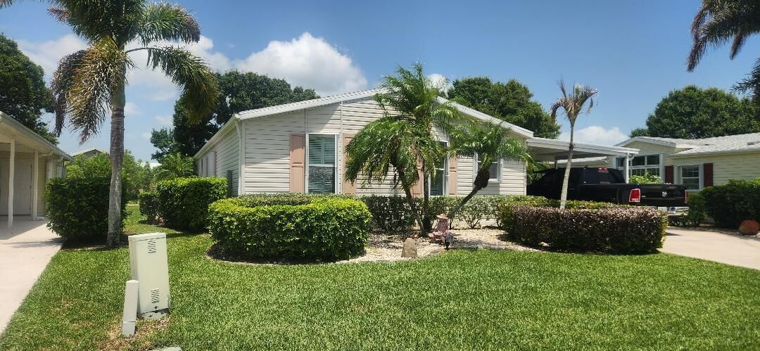Property Photo:  7811 McClintock Way  FL 34952 