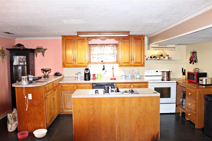 Property Photo:  307 Settlers Point Road  KY 42133 