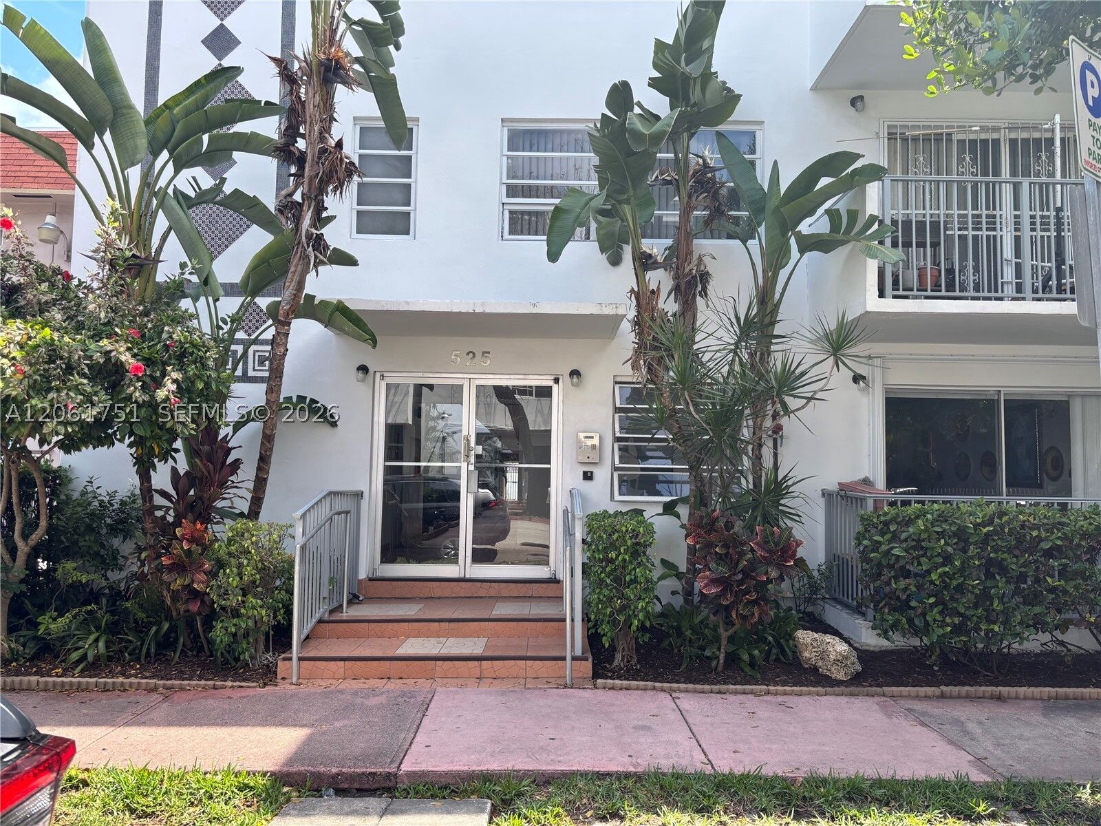 Property Photo:  525 Meridian Ave 102  FL 33139 