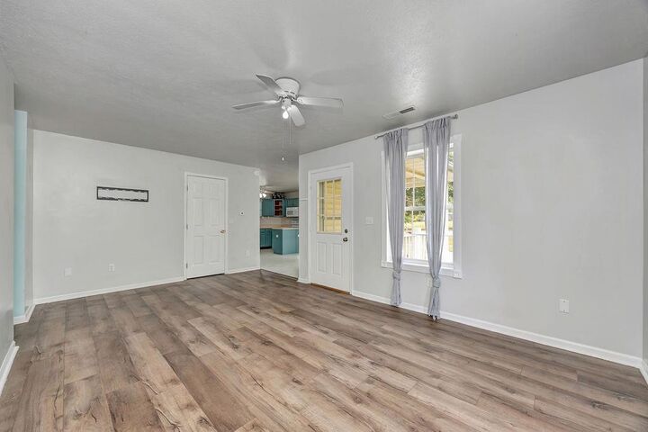 Property Photo:  724 N 13th Street  IN 47374 