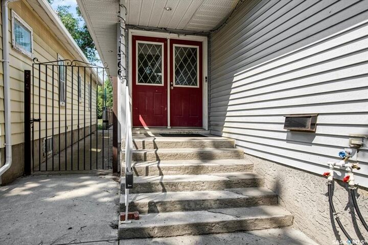 Property Photo: 1366 Retallack Street SK S4T 2H9