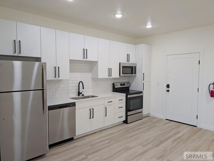 Property Photo:  311 E Lorene Street 2105  ID 83440 