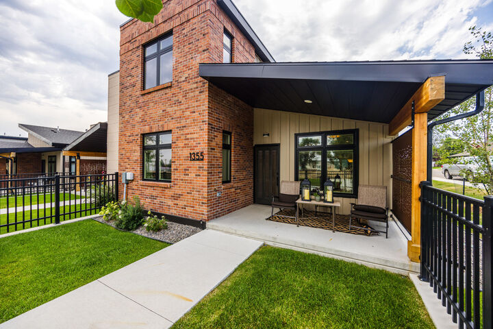 Property Photo: 1355 Avon Street WY 82801