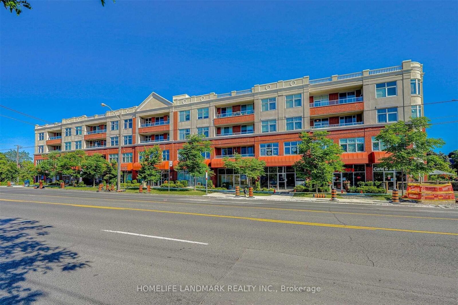 Property Photo:  222 Finch Avenue W 305  ON M2R 1M6 