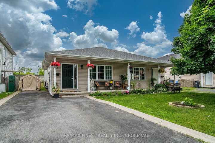Property Photo:  134 Briceland Street  ON K7K 7L2 