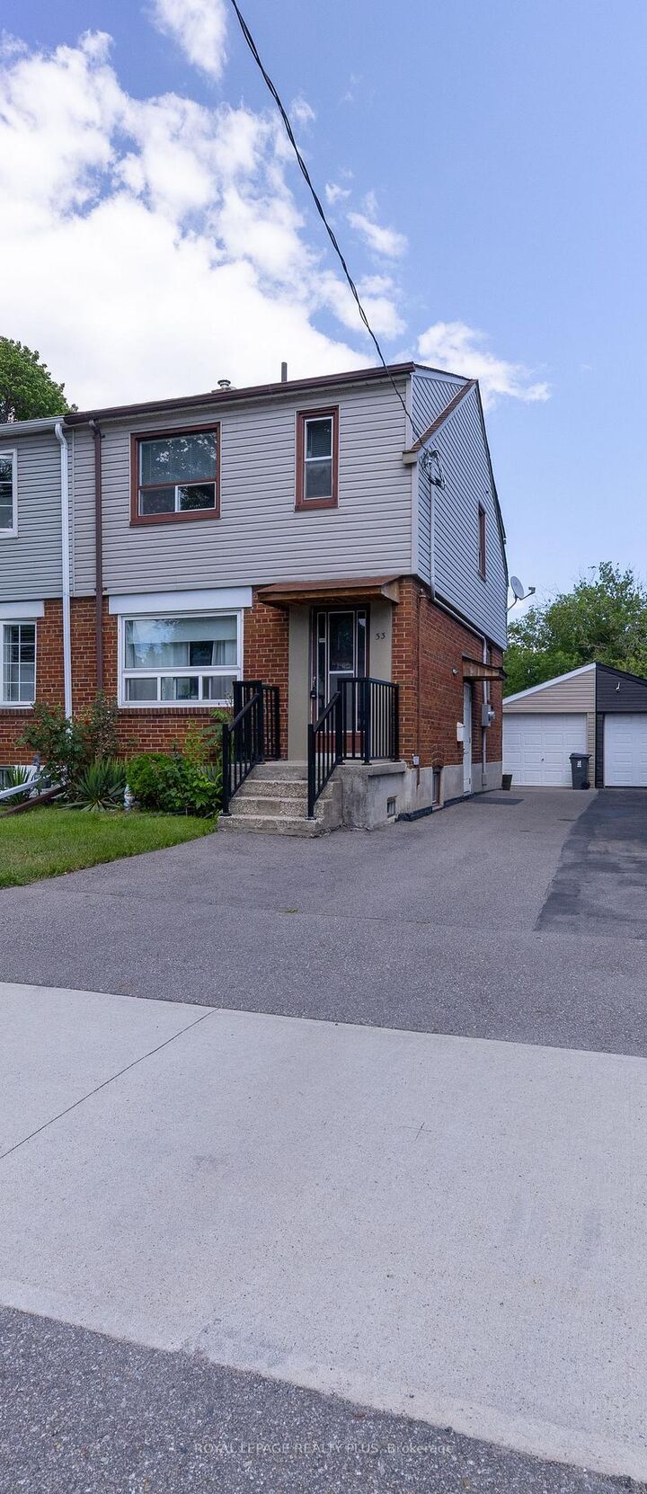 Property Photo: 33 Dayton Avenue ON M8Z 3L8