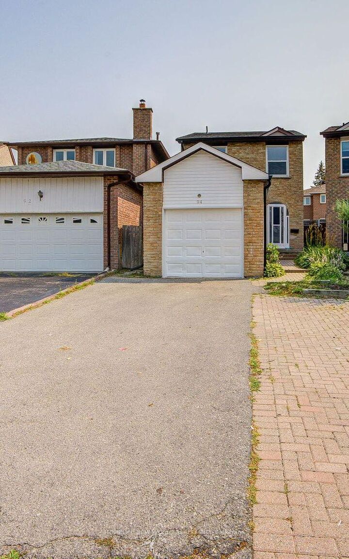 Property Photo: 94 Hord Crescent ON L4J 3A7