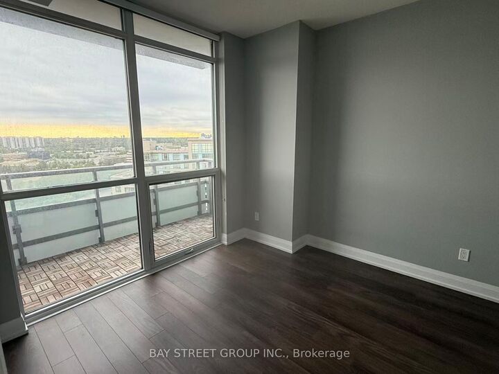 Property Photo:  18 Graydon Hall Drive 1503  ON M3A 0A4 