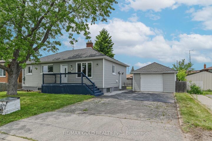 Property Photo:  3 Myrtle Avenue S  ON L2M 5W2 