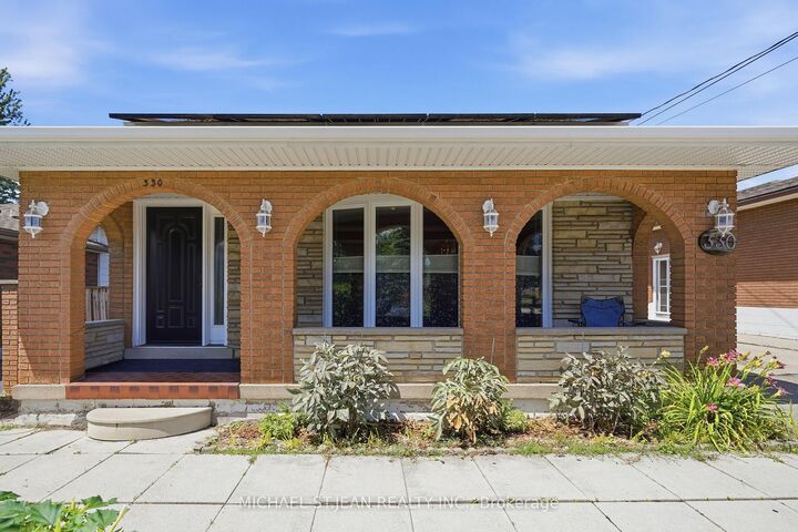 Property Photo:  330 East 18th Street  ON L9A 4P8 