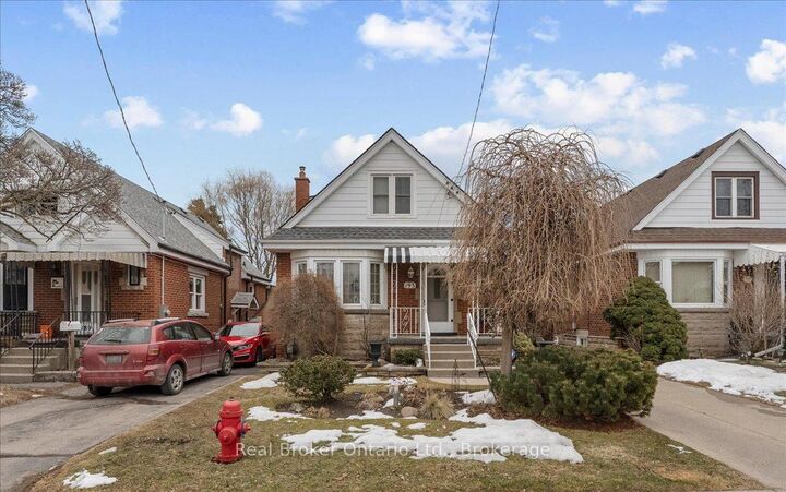 193 Huxley Avenue S — photo 1