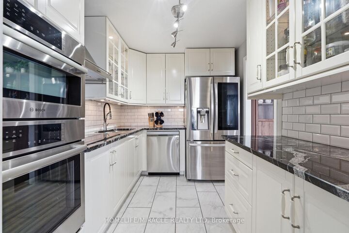1100 Courtland Avenue E 809 — photo 1