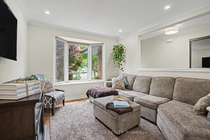 103 Glenashton Drive — photo 1