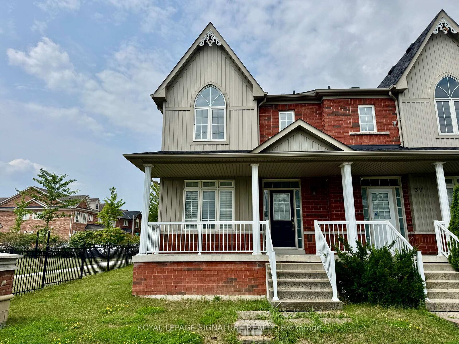 Property Photo:  41 Yale Lane  ON L6B 1G8 