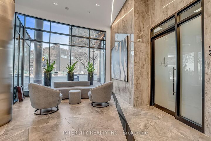Property Photo: 12 Yonge Street 1010 ON M5E 1Z9