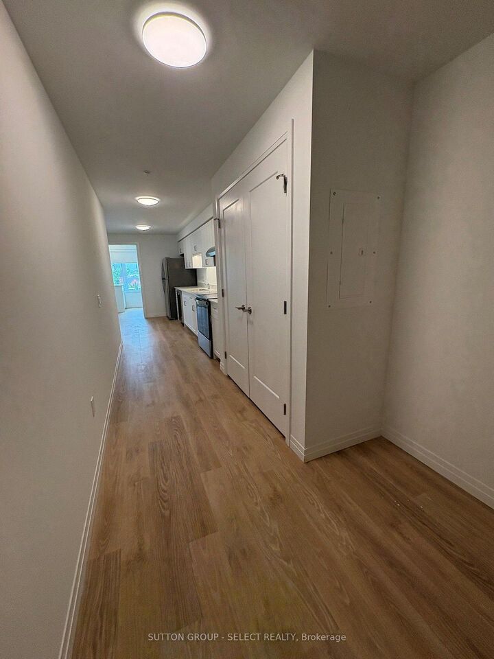 Property Photo:  351 Hill Street 519  ON N6B 2M2 