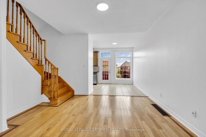 Property Photo: 56 Pefferlaw Circle ON L6Y 0K1