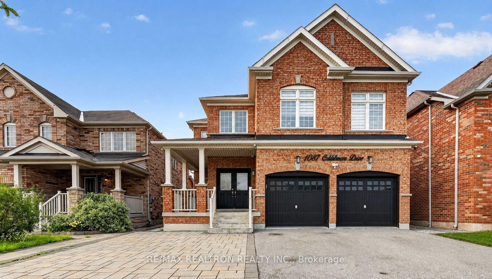 Property Photo: 1087 Coldstream Drive ON L1K 0J6