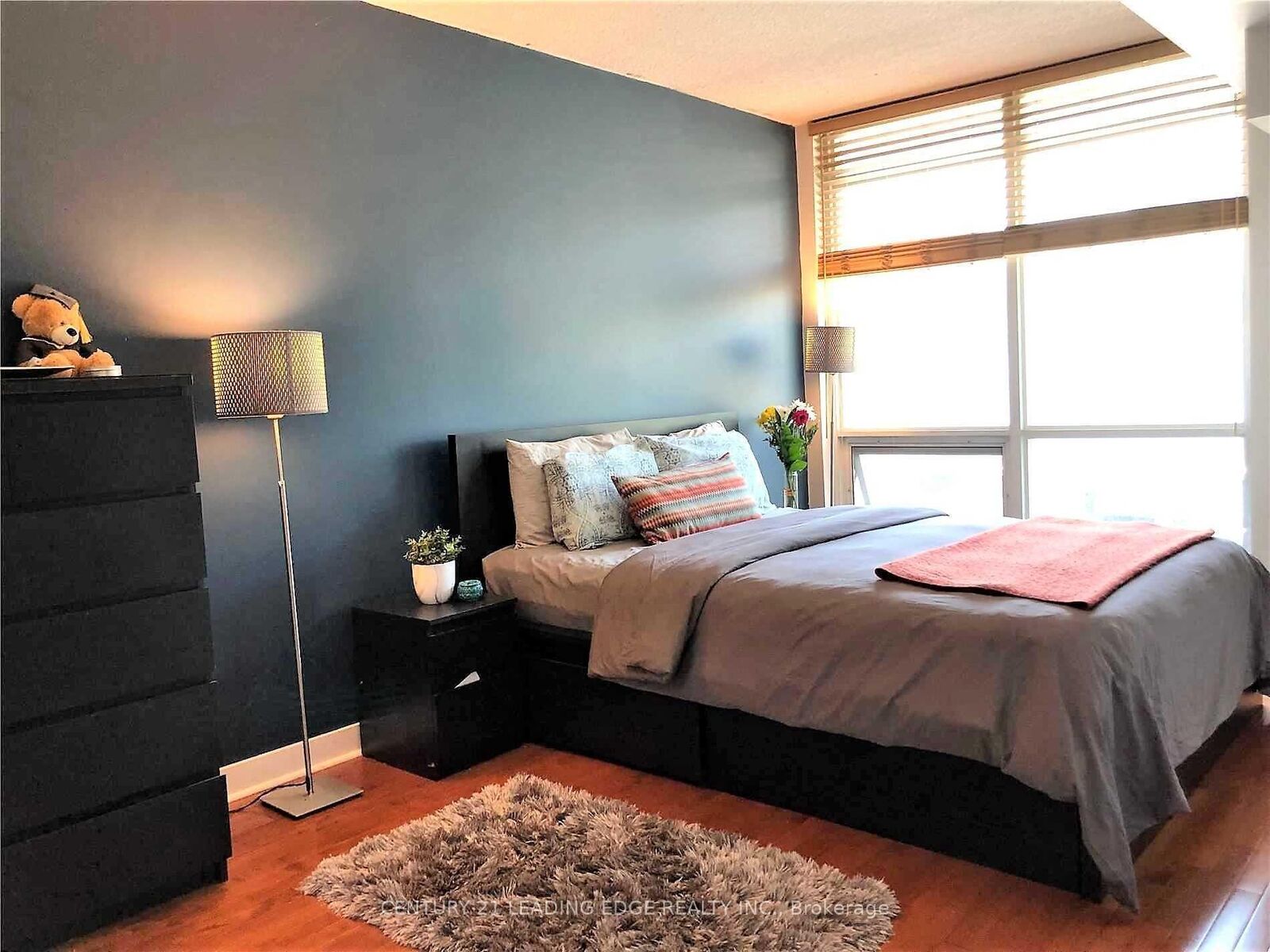 Photo de la propriété:  11 Brunel Court 201  ON M5V 3Y3 