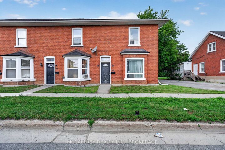 52 Moira Street W — photo 1