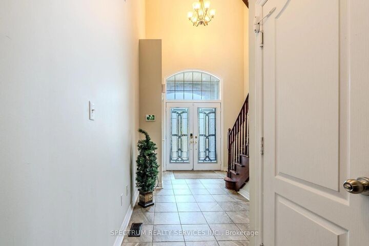 Property Photo:  1108 Savoline Boulevard  ON L9T 8P5 
