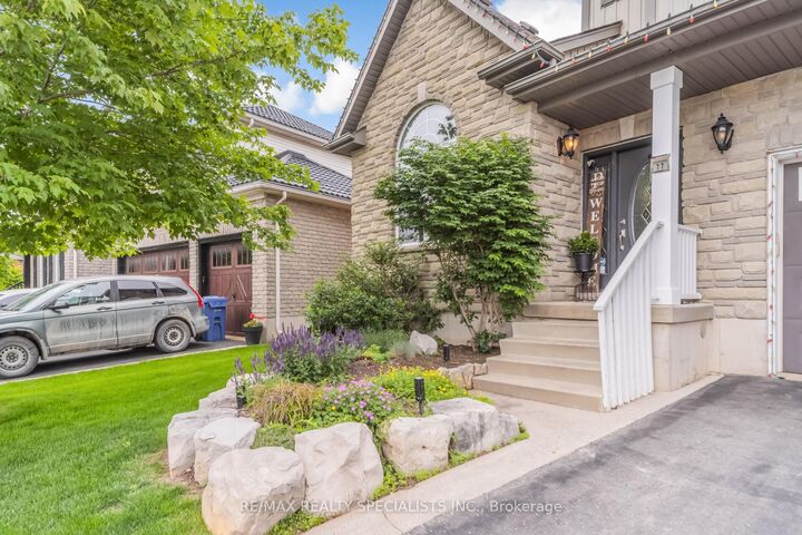 Property Photo: 77 McMaster Road ON L9W 5K8